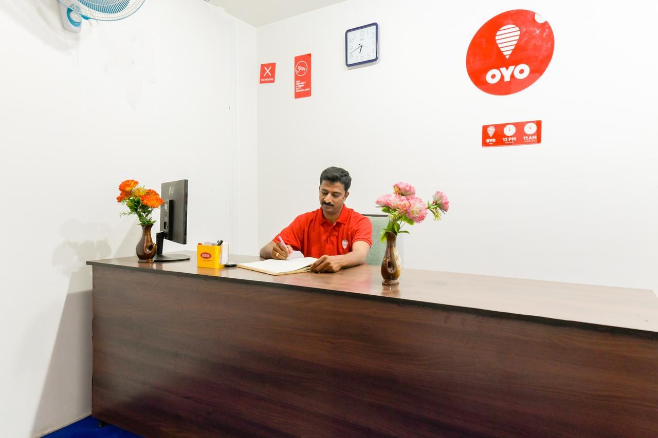Oyo 11891 Amare Beach Resorts Alappuzha Buitenkant foto